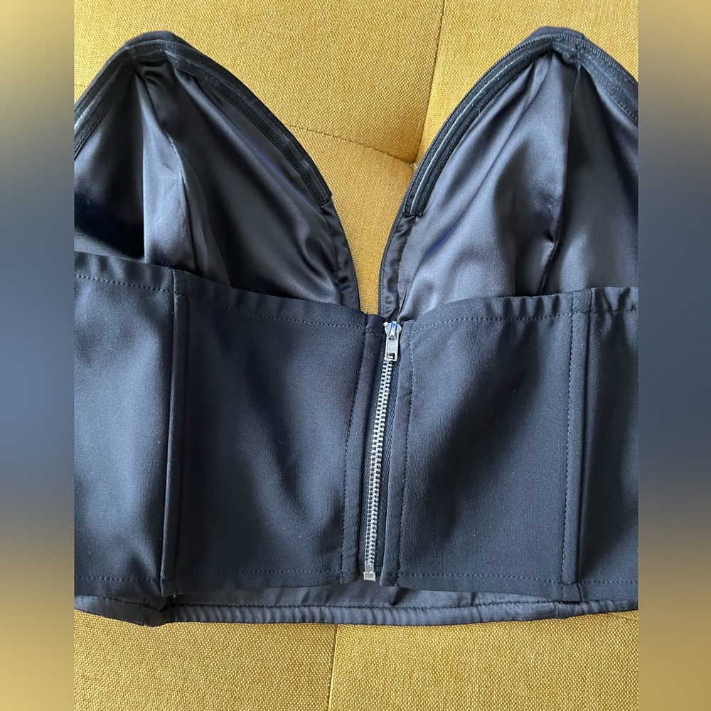 NWT Black Fashion Nova Deep Plunge Tube Crop Top - Picture 3 of 4